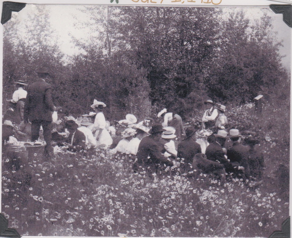 malakwa school picnic 1910